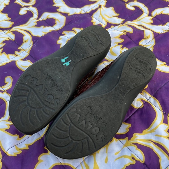 Leather clogs - Picture 2 of 2